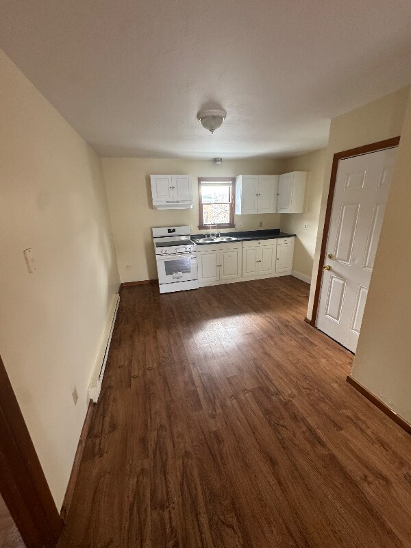 Building Photo - 231 Mechanic St