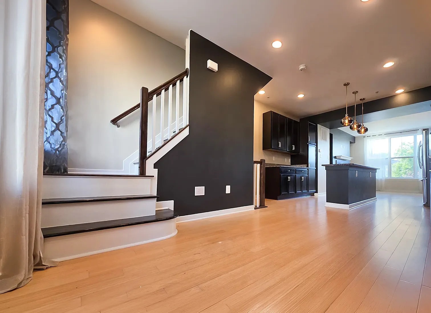 Building Photo - 1409 Trafalgar Ln