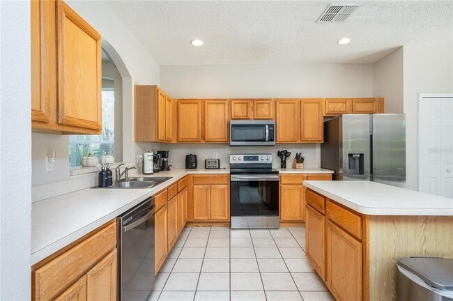 Building Photo - 8500 Sunrise Key Dr