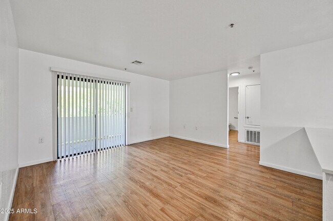 Building Photo - 3065 N 67th Ave