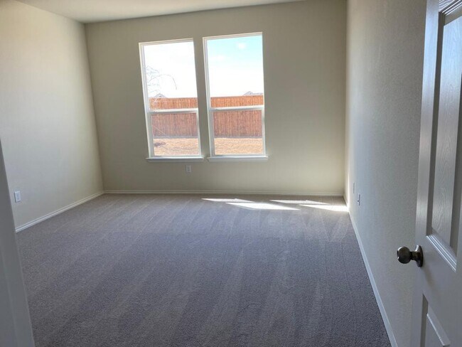 Building Photo - 2913 Brisco Way