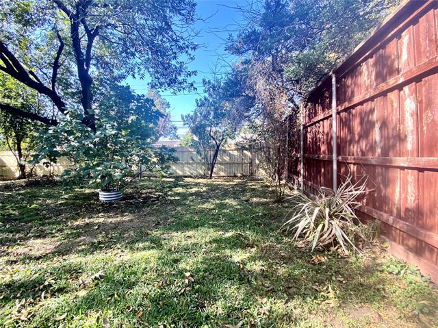 Building Photo - 13815 Stonemoss Dr