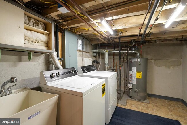 Building Photo - 2429 S Garnet St