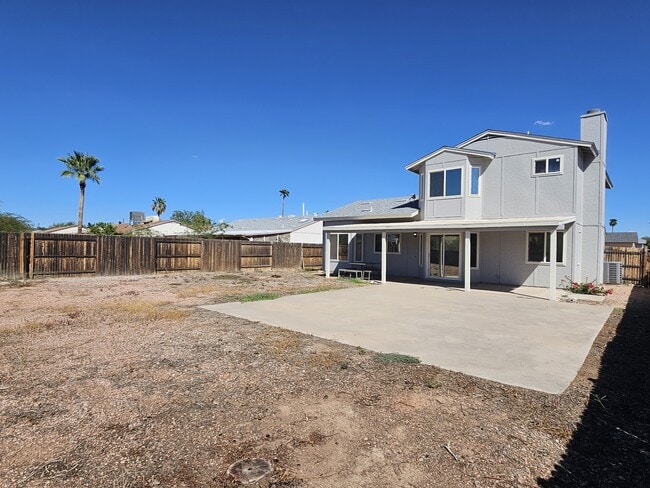 Building Photo - 5861 N Moonbrook Rd
