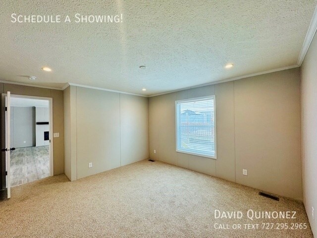 Building Photo - 701 Mill St