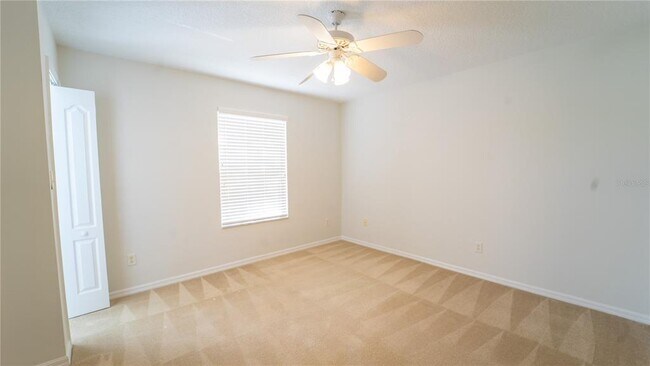 Building Photo - 2264 Hillshire Dr
