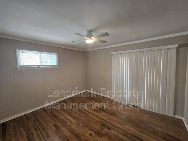 Building Photo - 19514 Woodbine St
