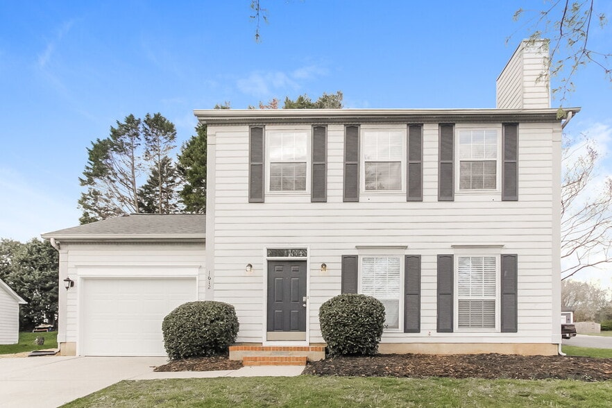 Primary Photo - 1612 Gordon Walters Dr