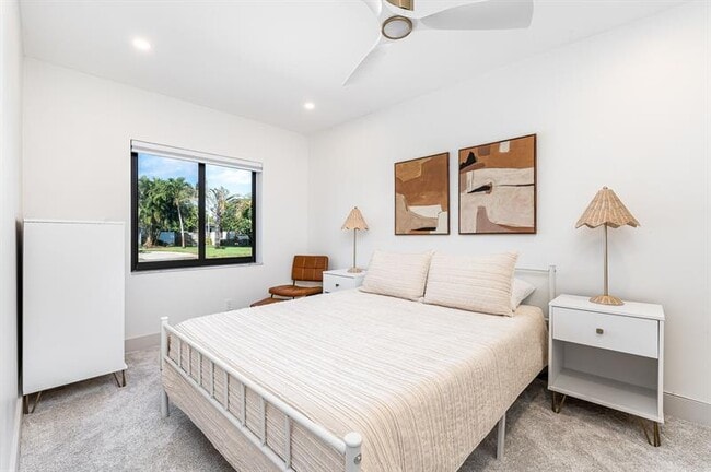 Building Photo - 1604 NE 16th Ave