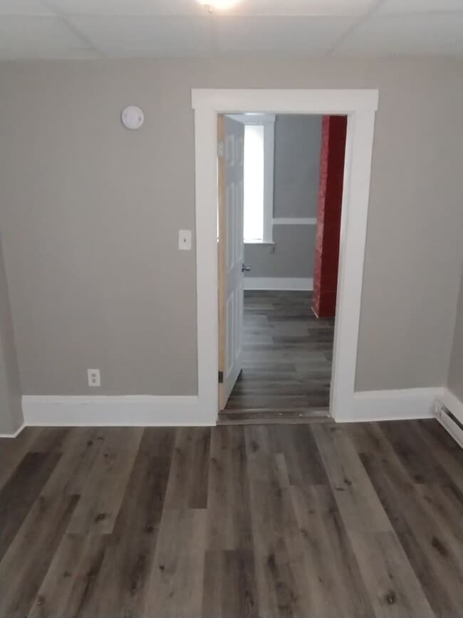 Building Photo - 26 North St