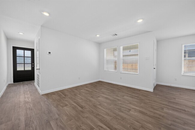 Building Photo - 11943 Detar Ct