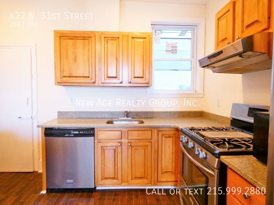 Building Photo - 422 N 31st St