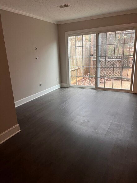 Building Photo - 1799 Timber Valley Way SE