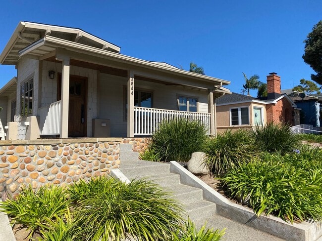 Building Photo - FULLY FURNISHED Point Loma Home! AC! All U...