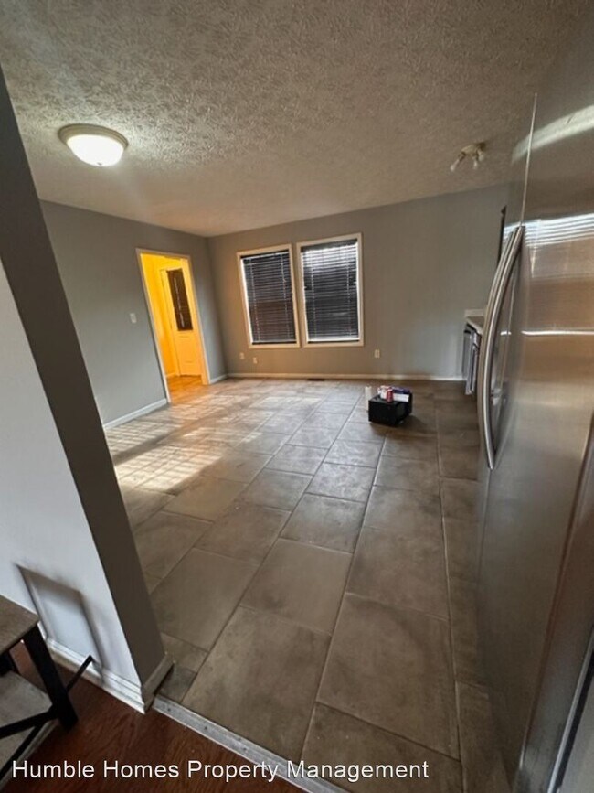 Building Photo - 6 br, 3 bath House - 104 River Tanmer Way