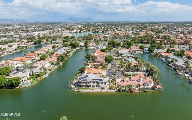 Building Photo - 1407 E Coral Cove Dr
