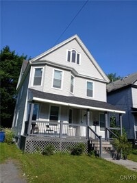 Building Photo - 134 Richardson Ave