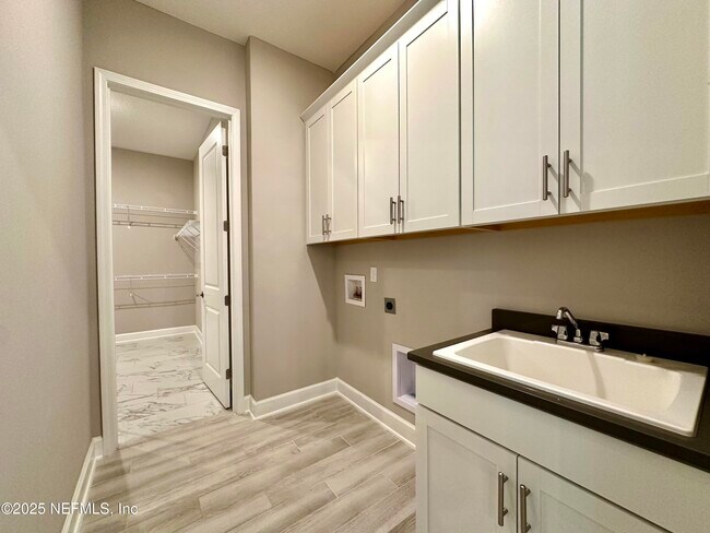 Building Photo - 11176 Engineering Way