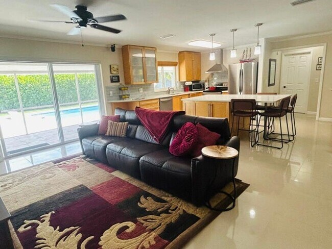 Building Photo - 5430 Guildcrest St