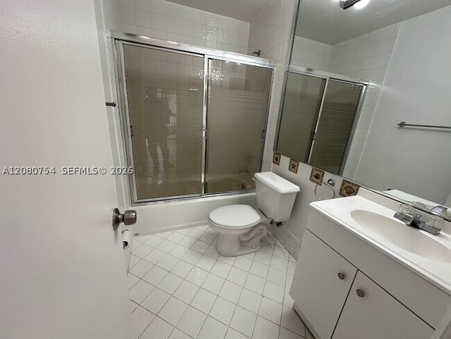 Building Photo - 7500 SW 153rd Ct