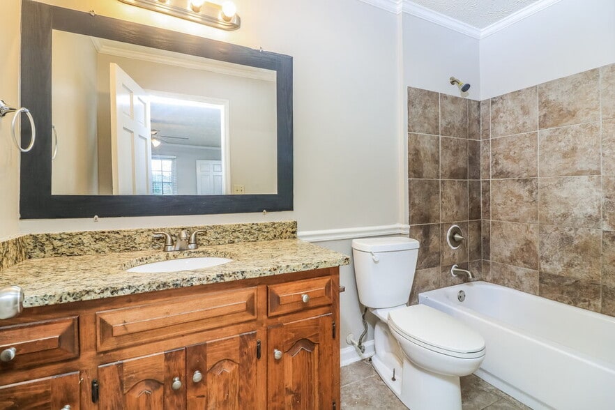 Building Photo - 4818 W Mceachern Woods Dr