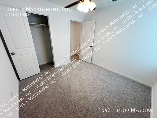 Building Photo - 1543 Tiptop Mdw