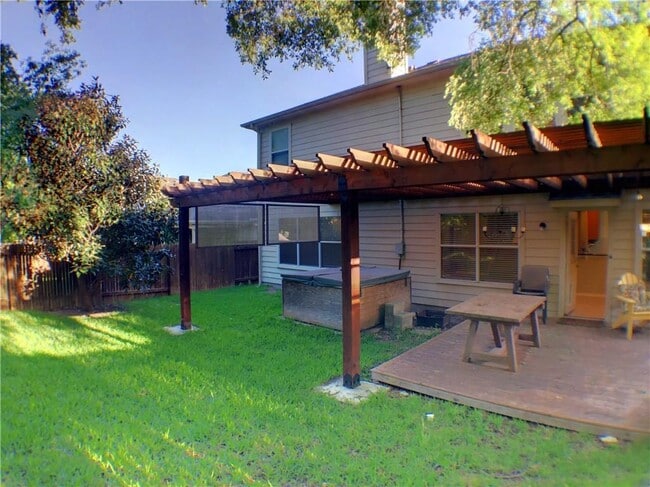 Building Photo - 2308 Paradise Ridge Dr