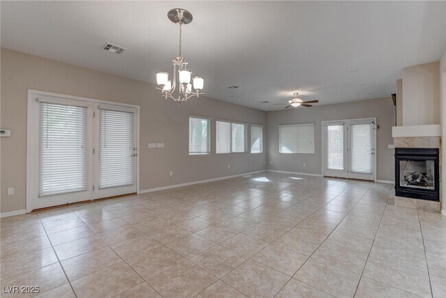 Building Photo - 953 Tafalla Ct