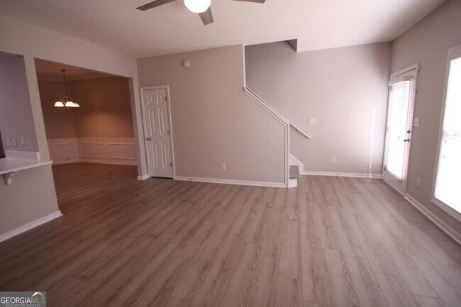 Building Photo - 2173 Executive Dr N