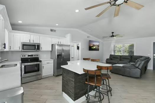 Building Photo - 6159 SE Poinciana Ln