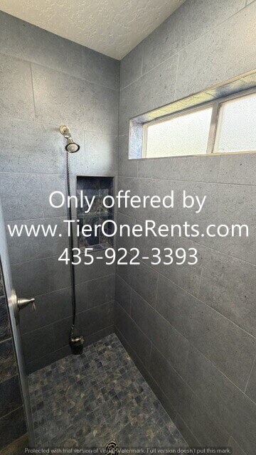 Building Photo - NO DEPOSIT option for qualified renters