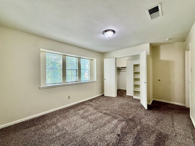 Building Photo - 10718 Nobility Dr
