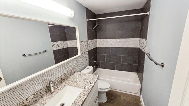 Building Photo - 6310 Macquarie Dr