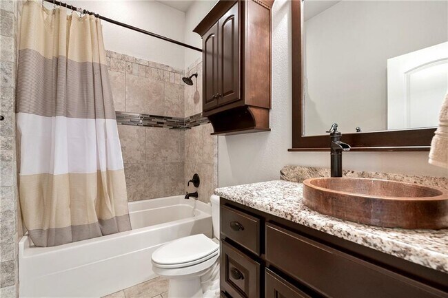 Building Photo - 4502 NE Birchgrove Pl