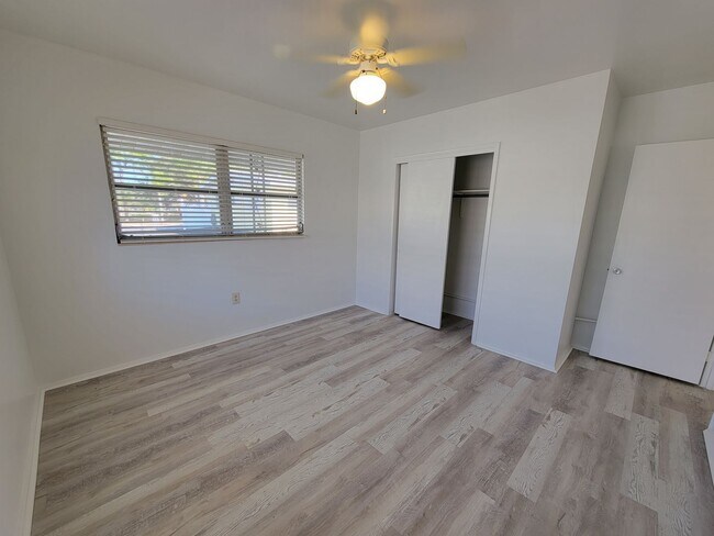 Building Photo - 505 Manatee Ct