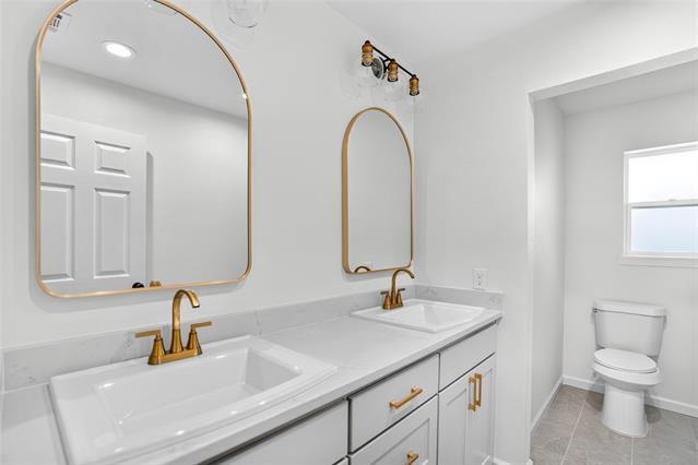 Building Photo - 5308 South Dr