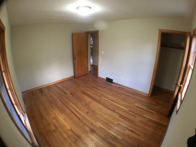 Building Photo - 1470 Brown St
