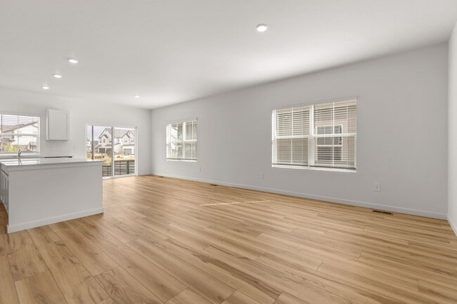 Building Photo - 6155 Drum Pl