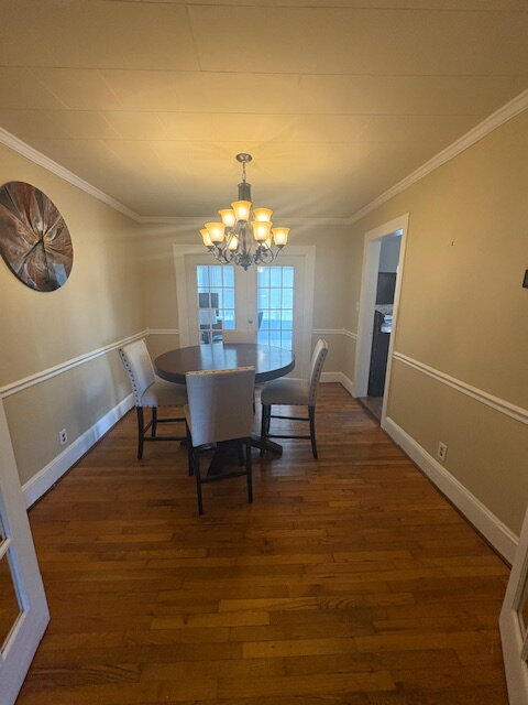 Building Photo - "Charming 2-Bed, 2-Bath Sanctuary with 1,5...