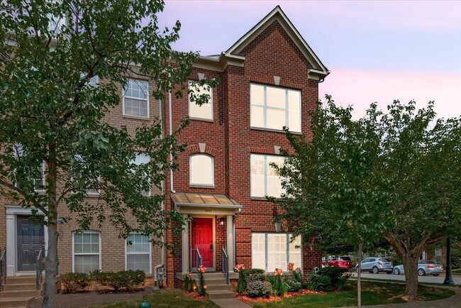 Primary Photo - Modern Comfort Meets Convenience, Close to...