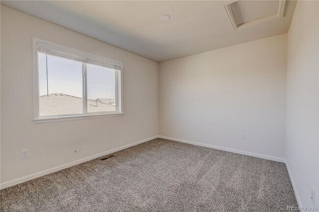 Building Photo - 11475 Helena St