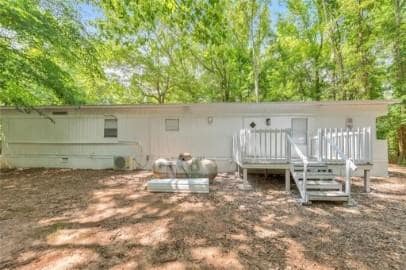 Building Photo - 1725 Oak Grove Church Rd