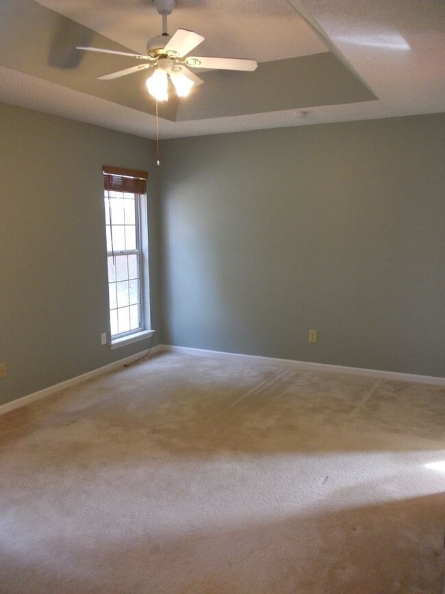 Building Photo - COMING SOON!!!  Great 3 Bed + Bonus 2 Story home in Weddington Woods