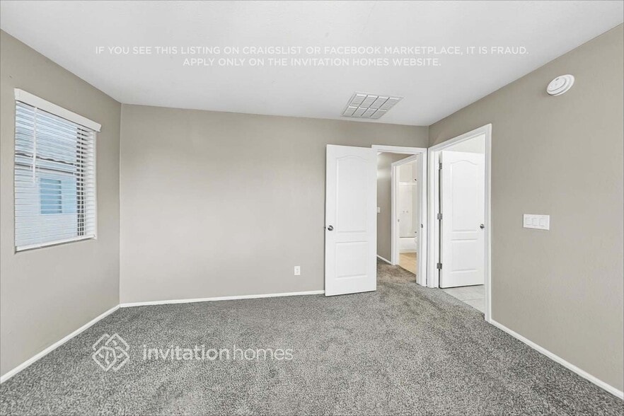 Building Photo - 447 W Corriente Ct