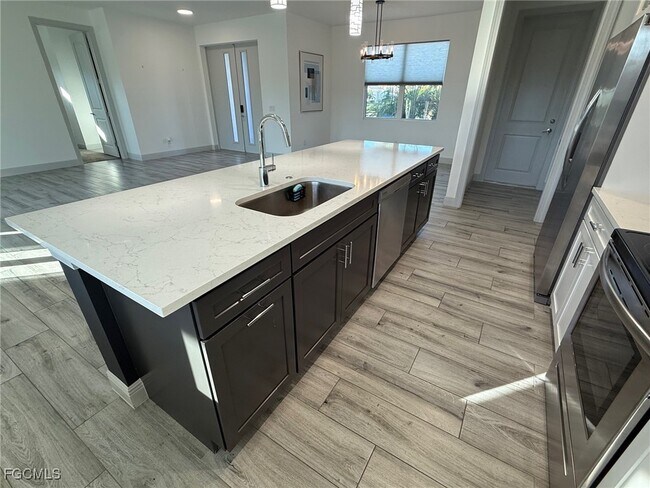 Building Photo - 4627 Agualinda Blvd