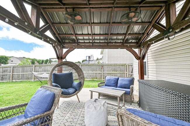 Building Photo - 4372 Dobbin Cir