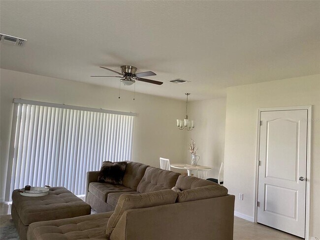 Building Photo - 9035 Carlotta Wy