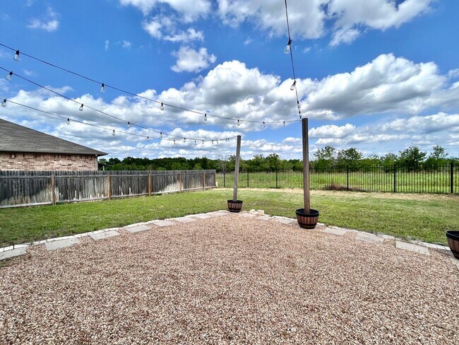 Building Photo - 13613 Rebecca Latimer Rd