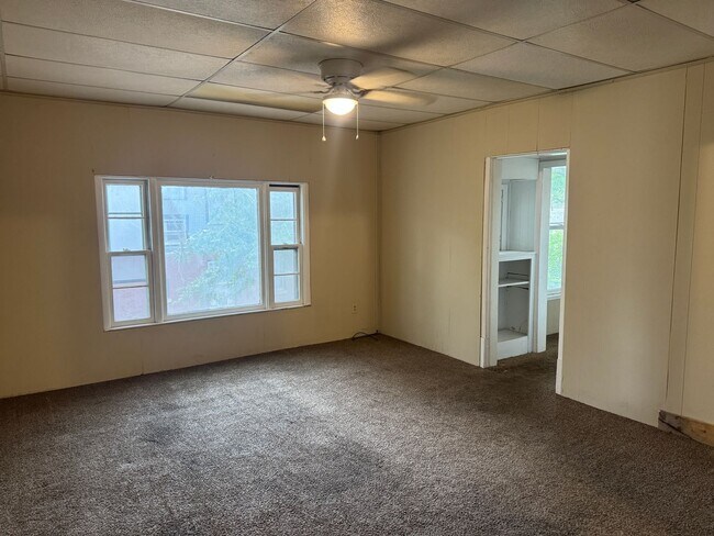 Building Photo - 724 N 25th St