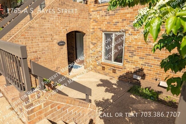 Building Photo - 1765-A S Hayes St